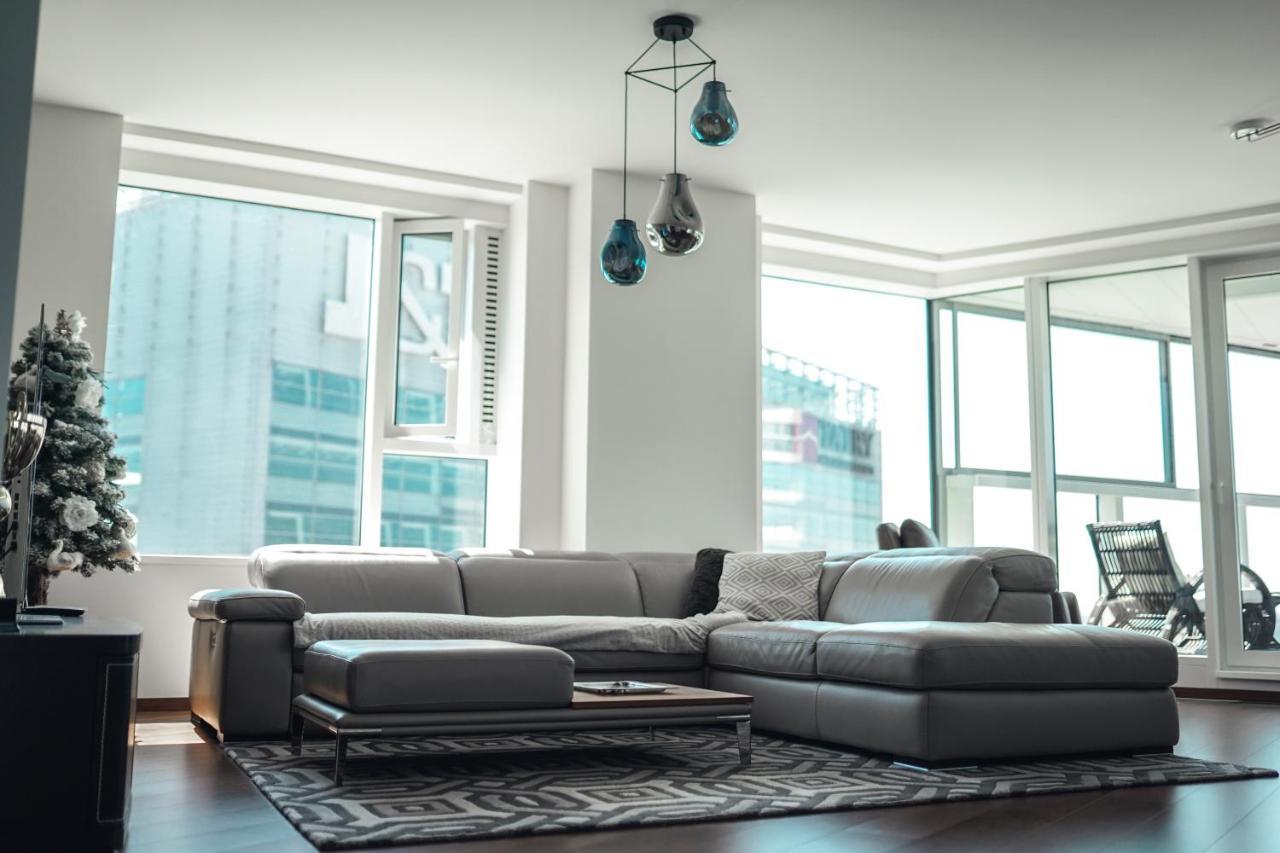 Voir Apartment Bratislava Buitenkant foto