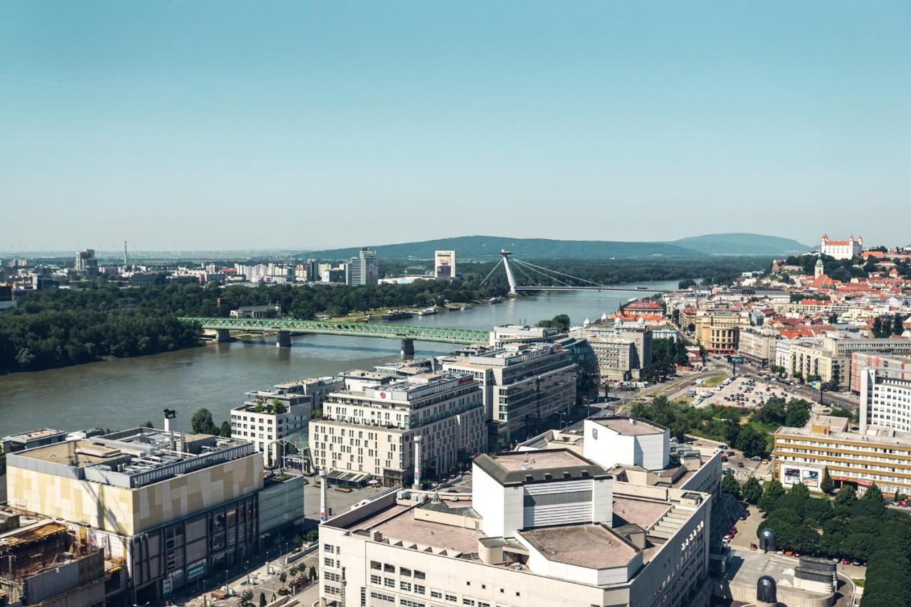 Voir Apartment Bratislava Buitenkant foto
