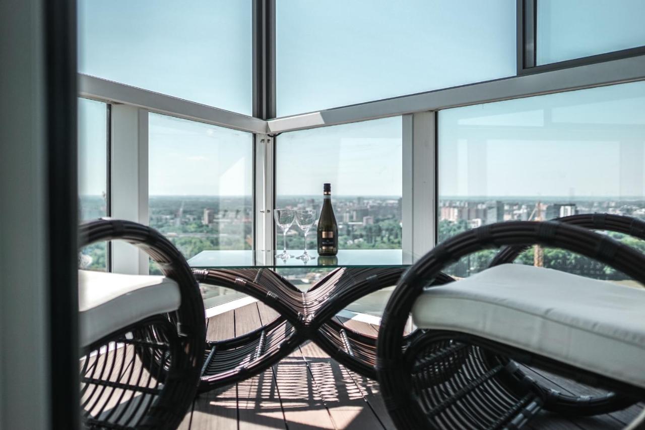 Voir Apartment Bratislava Buitenkant foto